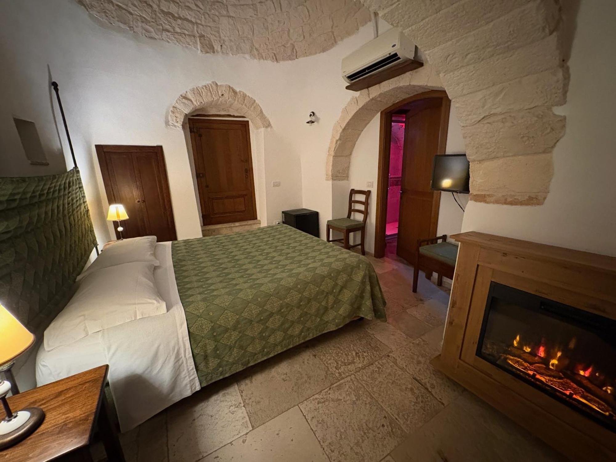 Tipico Suite Alberobello Exteriör bild